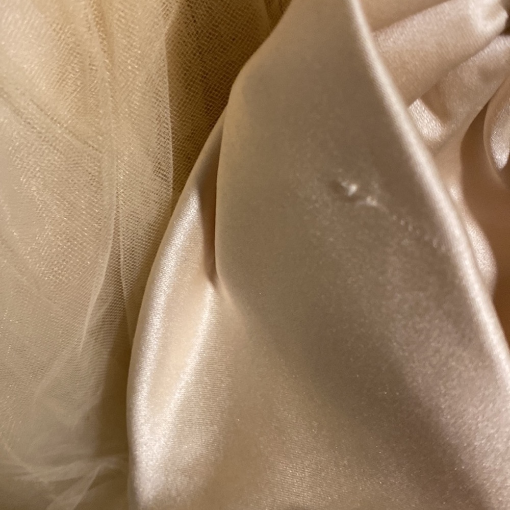 Flower Girl Dress in Cream - Picture 11 of 16